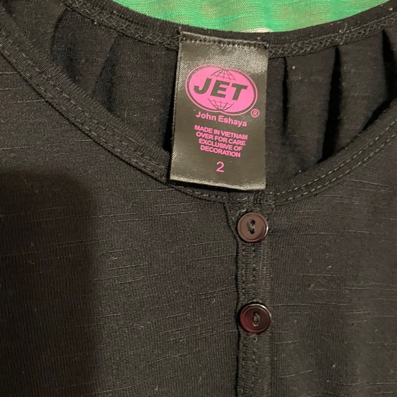 Black 3/4sleeve top - Picture 3 of 3